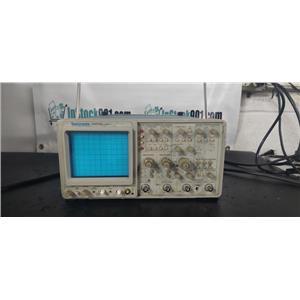 Tektronix 2465B 400 MHZ 4 Channel Oscilloscope- Multiple Damaged Knobs