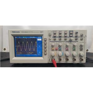 Tektronix TDS 2024 4 Ch Digital Storage Oscilloscope- Damaged Power Button
