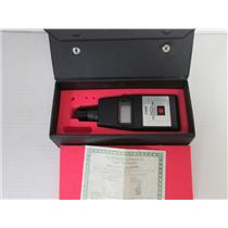 VWR 20904-010 Traceable Touchless Digital Tachometer W/Case