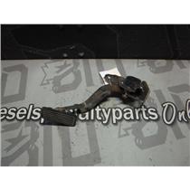 2004 - 2006 GMC CHEVY 6.6 LLY DURAMAX FUEL PEDAL OEM AUTOMATIC