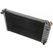 OER 1970-71 Camaro Small Block V8 with Automatic Trans 3 Row Copper/Brass Radiator CRD94153A