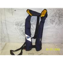 Boaters’ Resale Shop of TX 2106 2122.11 MUSTANG AIR FORCE MD3001 INFLATABLE PFD