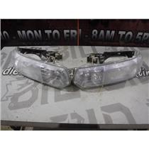 2000 2001 2002 CHEVROLET 2500 3500 HEADLIGHTS (PAIR) IN GOOD CONDITION