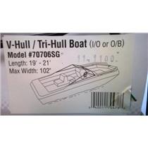 Boaters' Resale Shop of TX 2403 5121.06 V/TRI HULL (I/B-O/B) BOAT COVER 70706SG