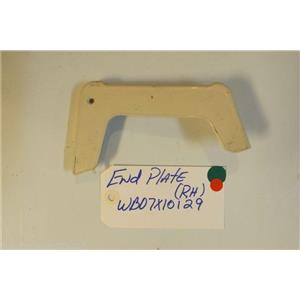 GE STOVE WB07X10129 End Plate Ad Rh  used part