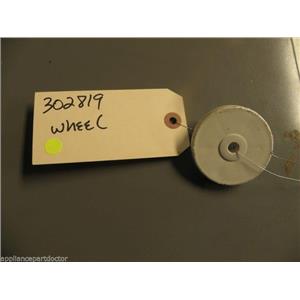 WHIRLPOOL DISHWASHER 302819 WHEEL USED PART ASSEMBLY FREE SHIPPING