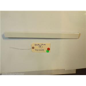 KITCHENAID STOVE 4212029 Trim, Door-right (white) touched up  USED PART