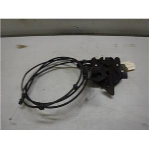 2005 - 2007 FORD F350 F250 XLT LARIAT 6.0 DIESEL HOOD LATCH WITH CABLE OEM