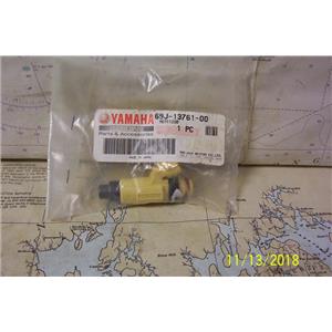 Boaters Resale Shop of TX 1811 0775.02 YAMAHA 69J-13761-00 FUEL INJECTOR ONLY