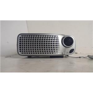 DELL 1100MP DLP PROJECTOR(194 LAMP HOURS USED)