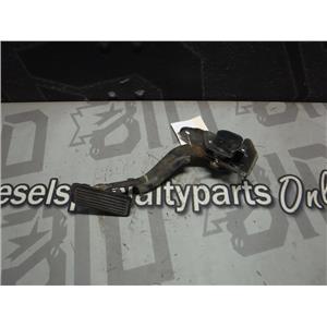 2004 - 2006 GMC CHEVY 6.6 LLY DURAMAX FUEL PEDAL OEM AUTOMATIC