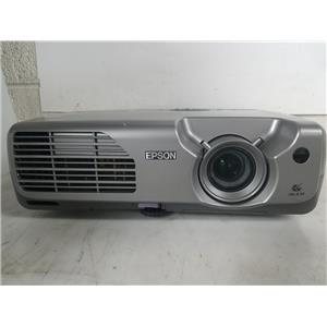 EPSON POWERLITE 821P LCD PROJECTOR (1043 LAMP HOURS)
