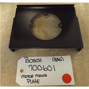 BOSCH STOVE 700601 MOTOR MOUNT PLATE  (NEW)