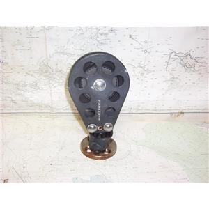 Boaters’ Resale Shop of TX 2112 2247.05 HARKEN 100mm STAND-UP BLOCK FOR 5/8 LINE