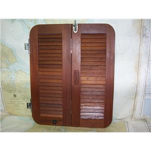 Boaters’ Resale Shop of TX 2209 0255.01 V BERTH BI-FOLD DOOR 19-3/4" x 24-1/2"