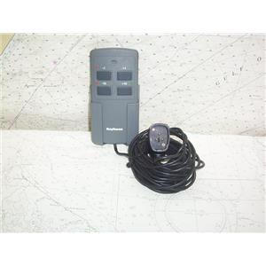 Boaters’ Resale Shop of TX 2302 5121.15 RAYTHEON AUTOPILOT WIRED REMOTE A15002
